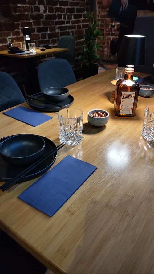 Table at Soulm8 - Dimsum, Sushi, Tapas & more in Bremen