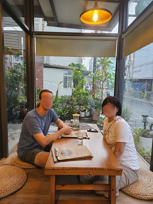 Japanese corner; rest of the restaurant uses Western chairs and tables at Sarnath Vegetarian Kitchen - 鹿野苑蔬食料理廚房 in Taichung