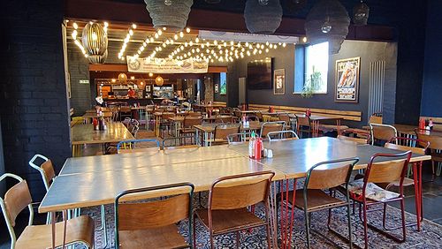  at Victory Cafe in Snaefell