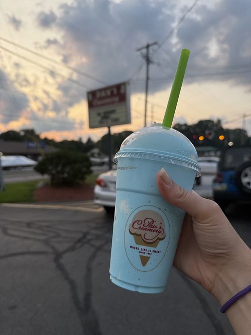Blue moon shake  at Pav's Creamery in Akron