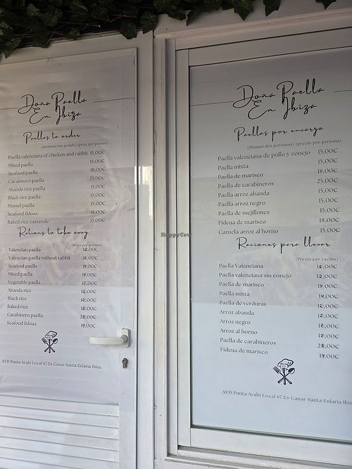 The vegetable Paella did not contain meat, eggs, or dairy when I asked at Doña Paella en Ibiza in Ibiza