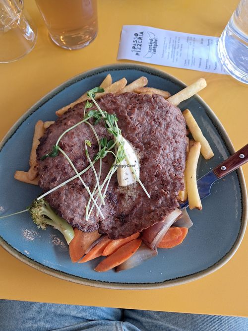  at Lentävä Lehtipihvi in Helsinki