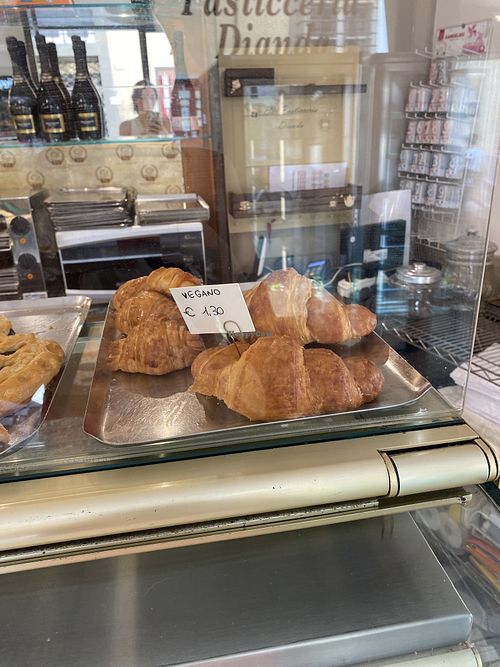 Vegan Cornetto   at Pasticceria Dianda - Via della Rosa in Lucca