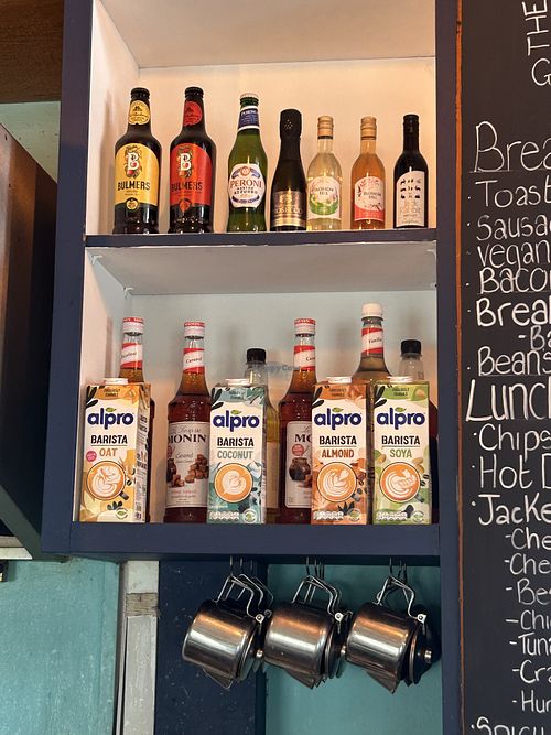 Has a range of plant milks for hot drinks   at The Lookout in Seaham