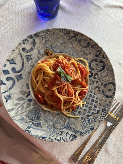 Spaghetti with tomatoes  at La Tonnarella in Campania