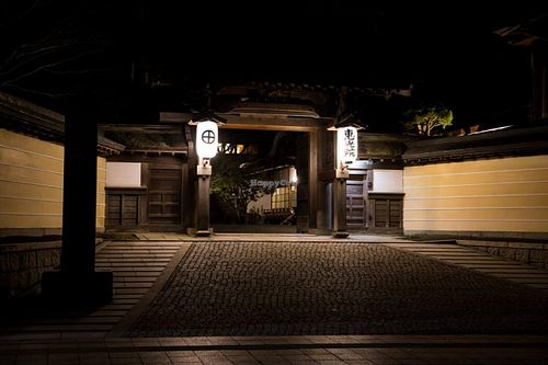 Entrance at night at Ekoin in Koya