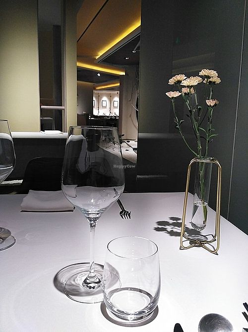 So Zen, lovely relaxing ambience at WUJIE 大蔬无界 - The Bund in Shanghai