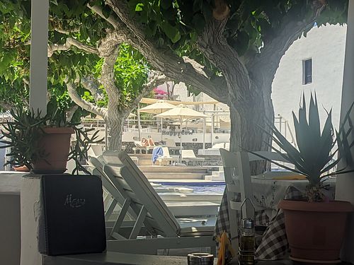 Pool bar at Santo Athiri in Kamari