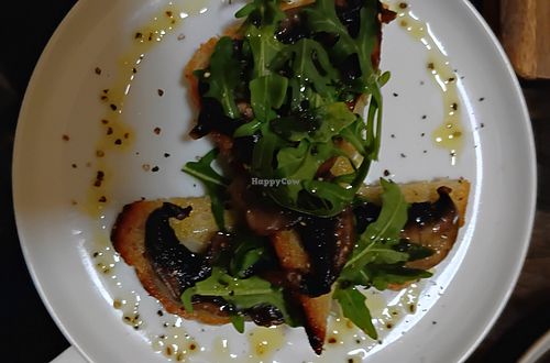 Mushroom & Truffle Bruschette at Wine Bank On View in Bendigo