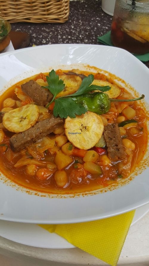 mains at Temple Natura in Mallorca