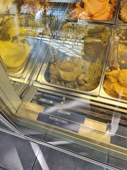 Vegan flavours at Misciolgo in Milan