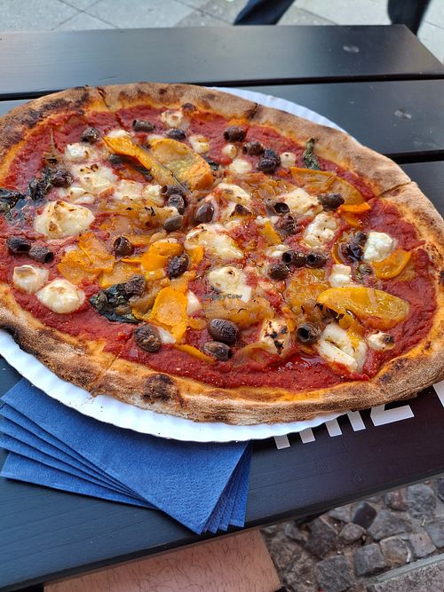 Vegan Pumpkin Pizza at Salami Social Club in Berlin