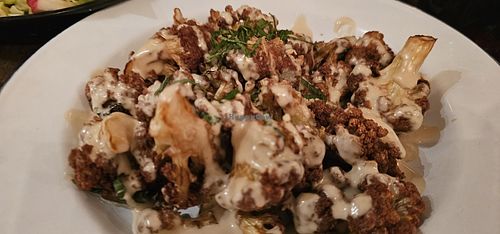 cauliflower with tehina at Bobbe Speisesalon in Berlin