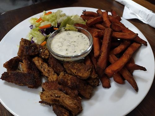 Barbecue seitan 🍛 at Kozmosz Vegan Etterem in Budapest