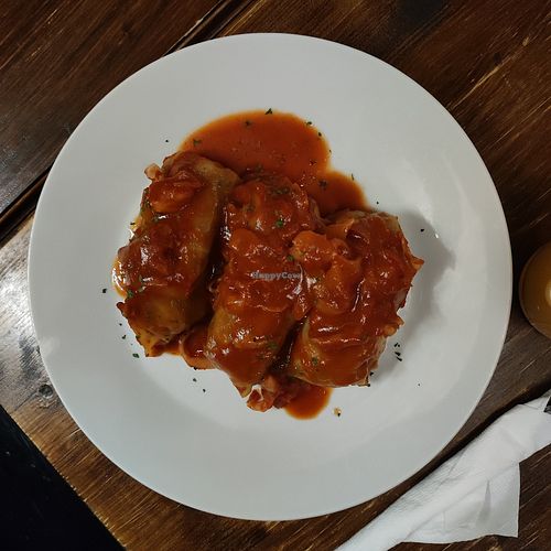 Töltött káposzta az ünnepi heti ajánlatban 😋 at Kozmosz Vegan Etterem in Budapest