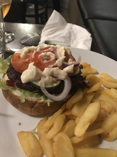 Beet burger with chips at Kozmosz Vegan Etterem in Budapest