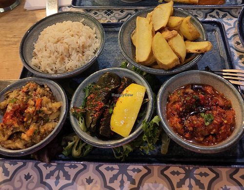 Mezzé vegan at Hélia in île-de-france