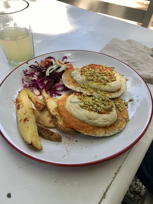 Vegan schnitzel at PURA in San Isidro
