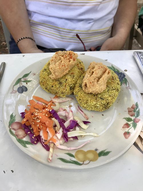 Spinach and rice fritters at PURA in San Isidro