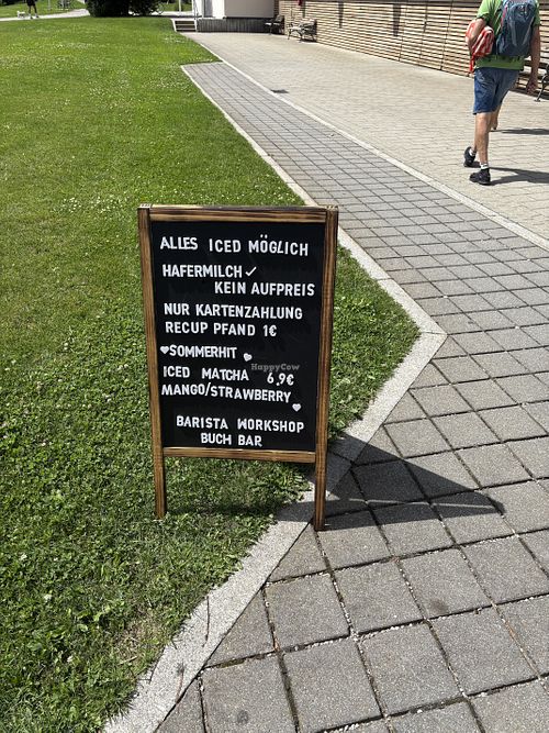 No surcharge for oat milk   at Cafe Hin & Weg in Schliersee