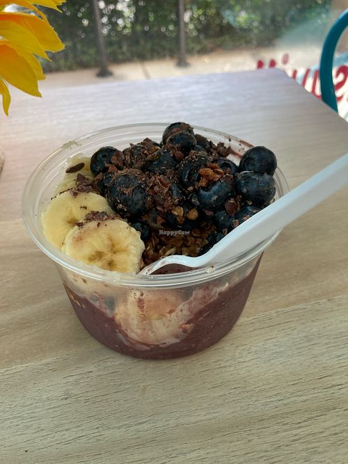 Maui Kea Açaí Bowl  at Big Island Bowls in Newberry