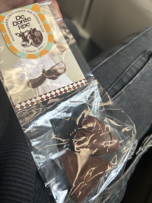 Rode Port | Hartje Marsepein Walnoot Puur  at De Bonte Koe Chocolade in Zuid-holland