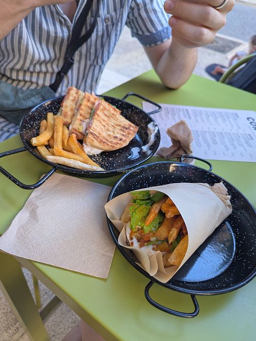 Vegan skepasti pita and vegan wrap at Cortello in Corfu