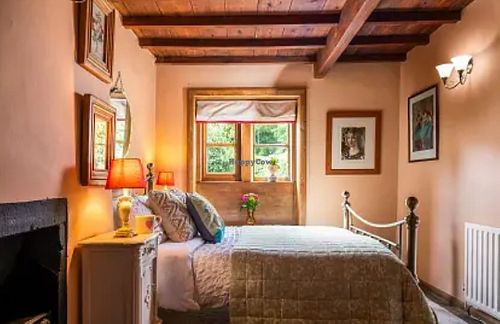 🏡 Cottage Pie – Charming 17th-century retreat in Holmfirth, Last of the Summer Wine Country at Cottage Pie Holmfirth in 