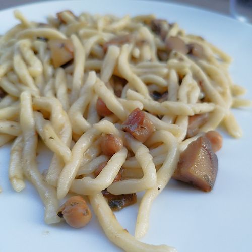 Strozzapreti ceci e funghi porcini at Ristorante Il Burchio in Marche