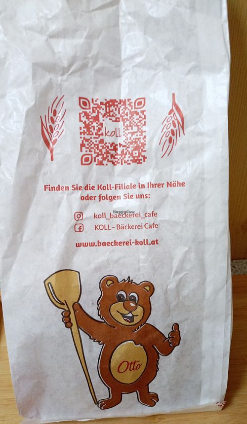 Contact details of family owned bakery with several shops in lower Austria at KOLL BÄCKEREI CAFE in Niederösterreich