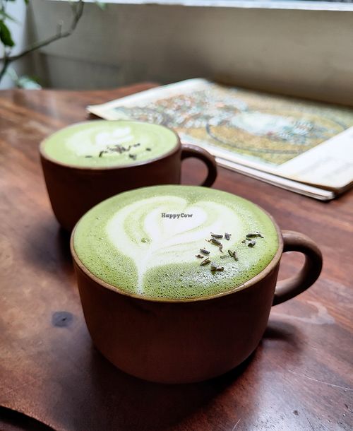 Matcha/Lavender Latte (vegan) at VESTIGES in Paris