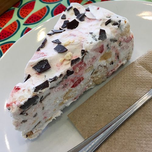 icevegan  cream cake at Carrot Cake in Dusseldorf