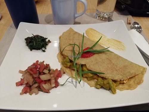 Crêpe mit grünen Bohnen at Soami Retreat Center in Millstatt