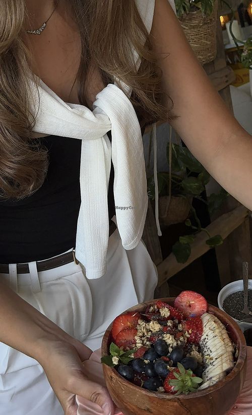 Topping your Acai bowl yourself   at LALA Smash in Hessen