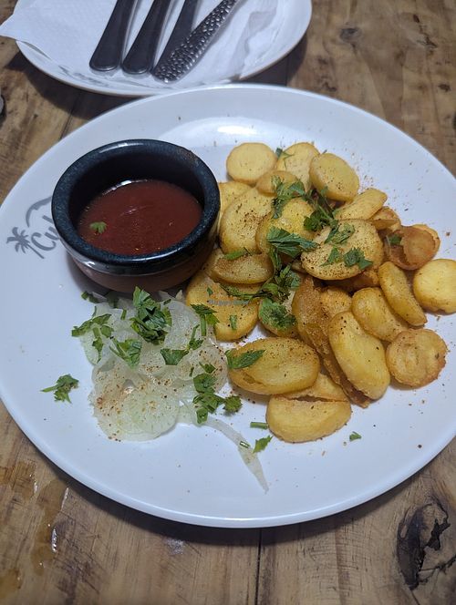 Patatas bravas at El Chanchullero in La Habana