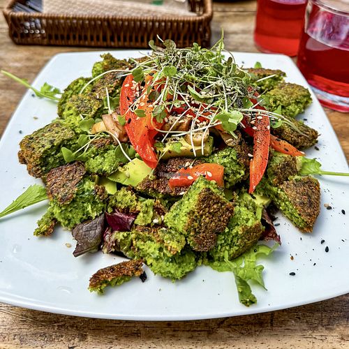 Ensalada Crocantee  at Mishki Artesanal  in Urubamba