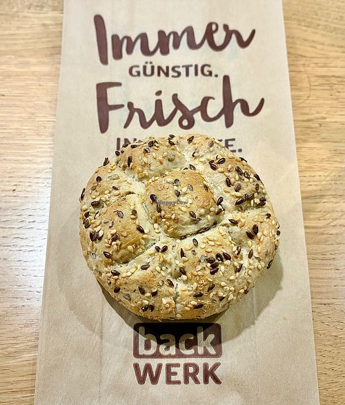 Seeded Kaiser roll at backWERK - Jannowitzbrücke in Berlin