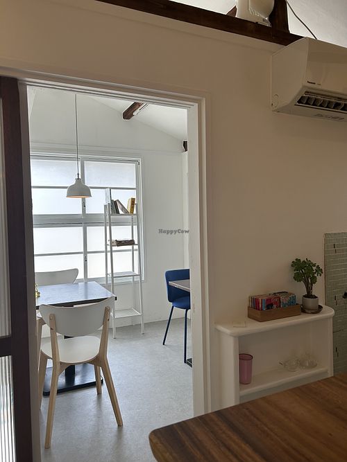 table  at Cafe Kotonaki - コトナキ カフェ in Himeji