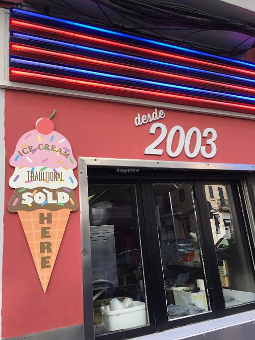 Nice retro place at Diner 66 in Mallorca