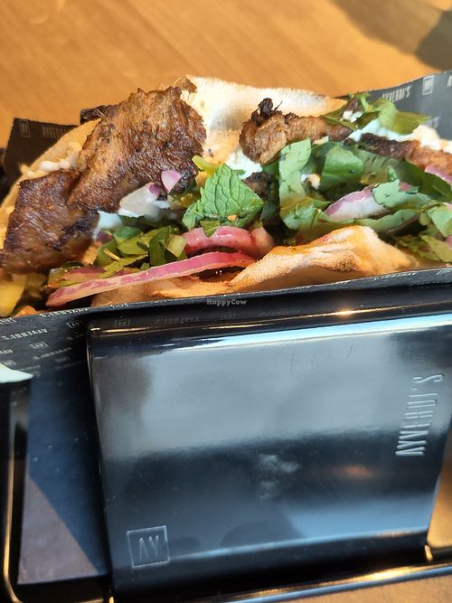  at Ayverdi's Bahnhofplatz in Zürich