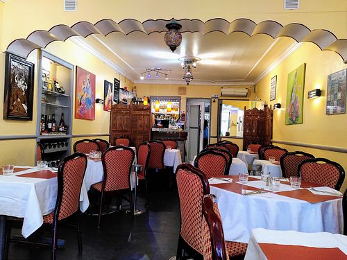 Eat-in space at Au Vermillon in Limoges