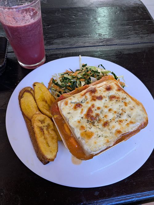 Lasagna, salad, plantains at Semillas de Albahaca - Centro in Tunja