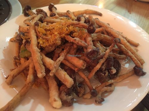Deep fried mushroom at Paramita Vegetarian Restaurant - Cheung Yee in Kowloon