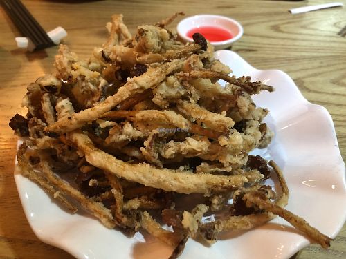 Deep fried mushrooms at Paramita Vegetarian Restaurant - Cheung Yee in Kowloon