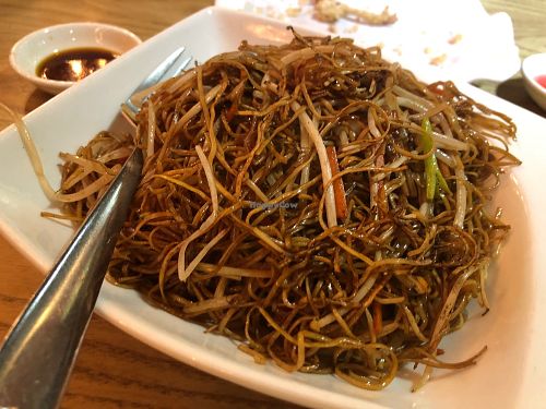 Fried noodles at Paramita Vegetarian Restaurant - Cheung Yee in Kowloon