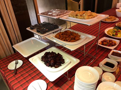 Lunch Buffet: appetisers at Paramita Vegetarian Restaurant - Cheung Yee in Kowloon