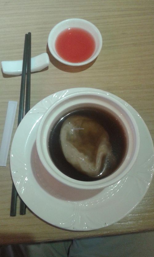 Soup with dumpling at Paramita Vegetarian Restaurant - Cheung Yee in Kowloon