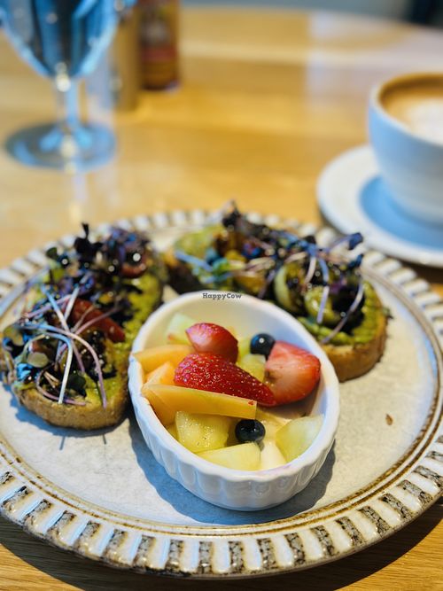 Avocado toast no Parmesan   at Hobnob Coffee and Wine Bar in Des Moines