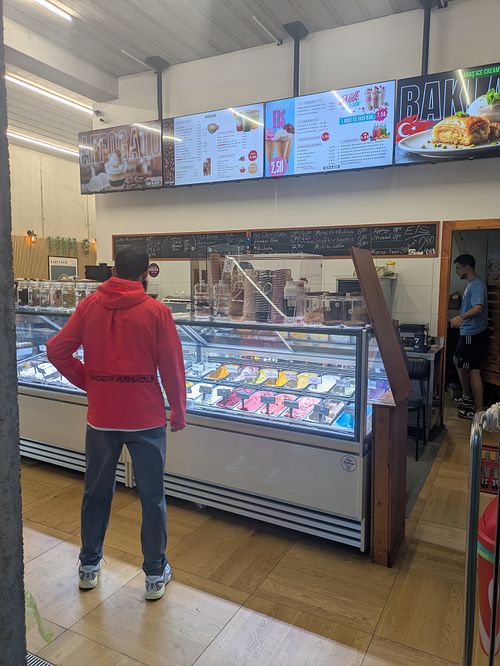 Inside of Sen&Ben at Sen&Ben Eiscafe in Berlin