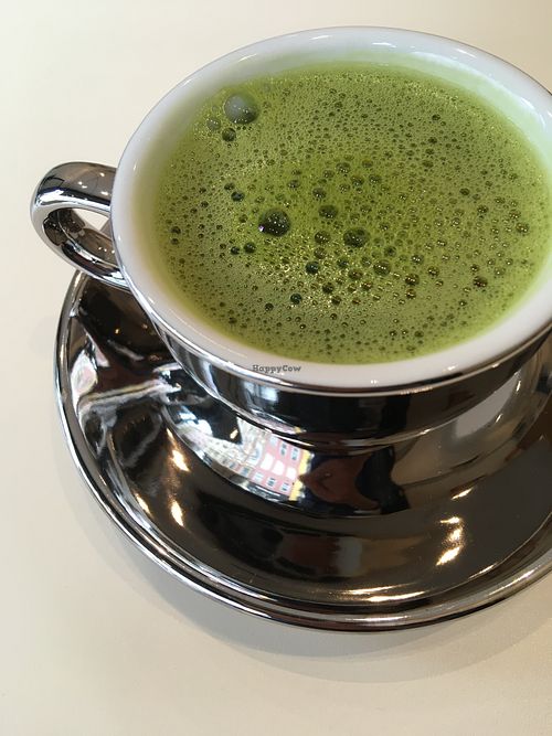 Original Matcha mit heißem Wasser  at hi daisy in Nordrhein-westfalen